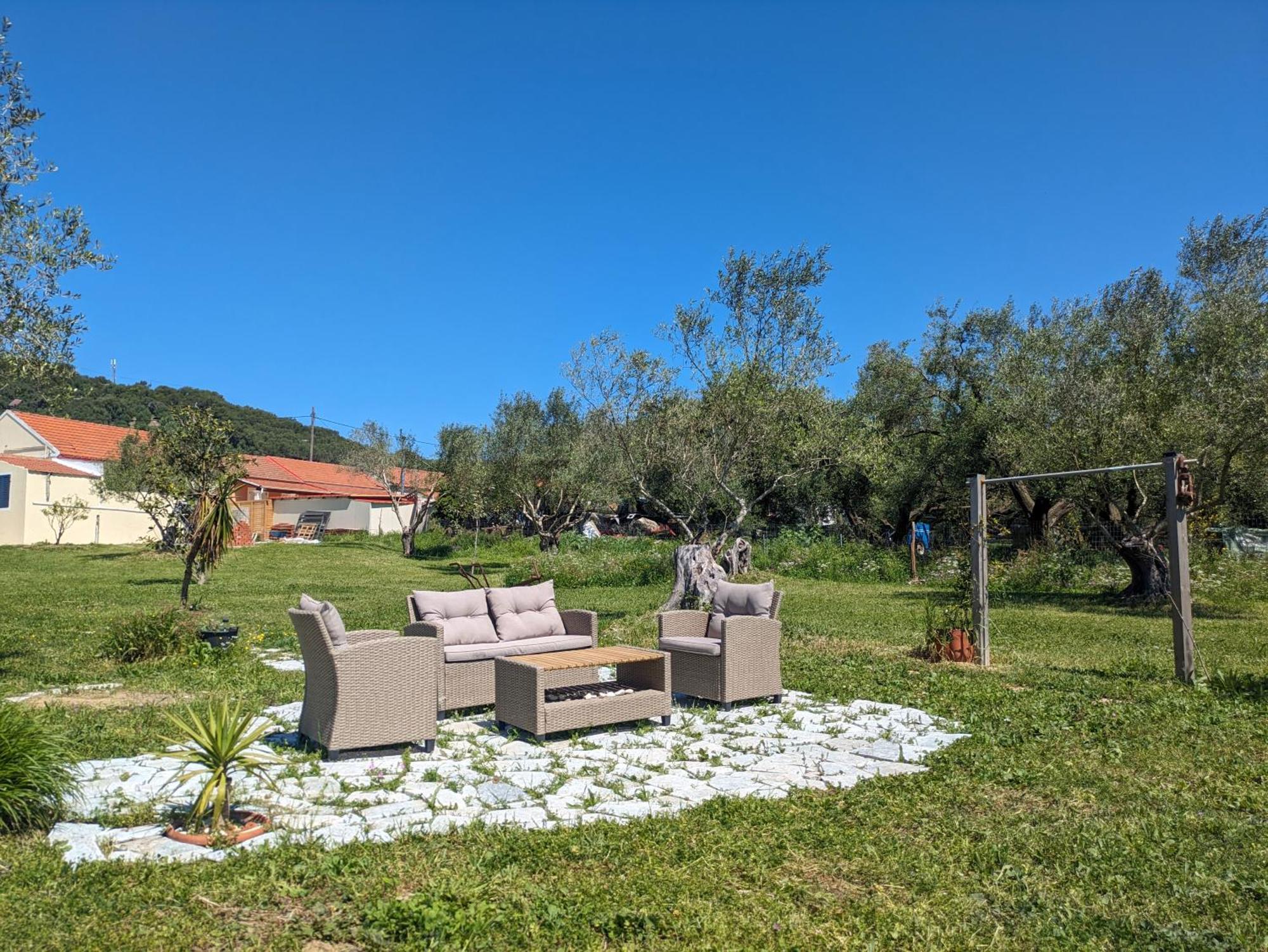 Getaway To Relax & Play At Meraki Agios Stefanos Avliotes (Corfu)